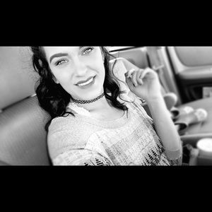 Meet your Posher, Brooke